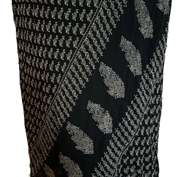 Chico's Design Black & White Beaded V‑Neck Maxi Dress size 1 - Picture 5 of 5